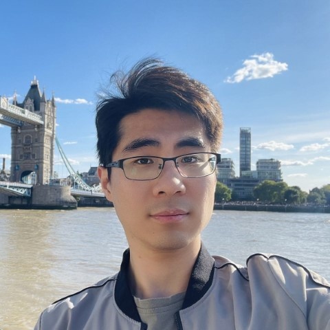 Photo of Cheng Zhang